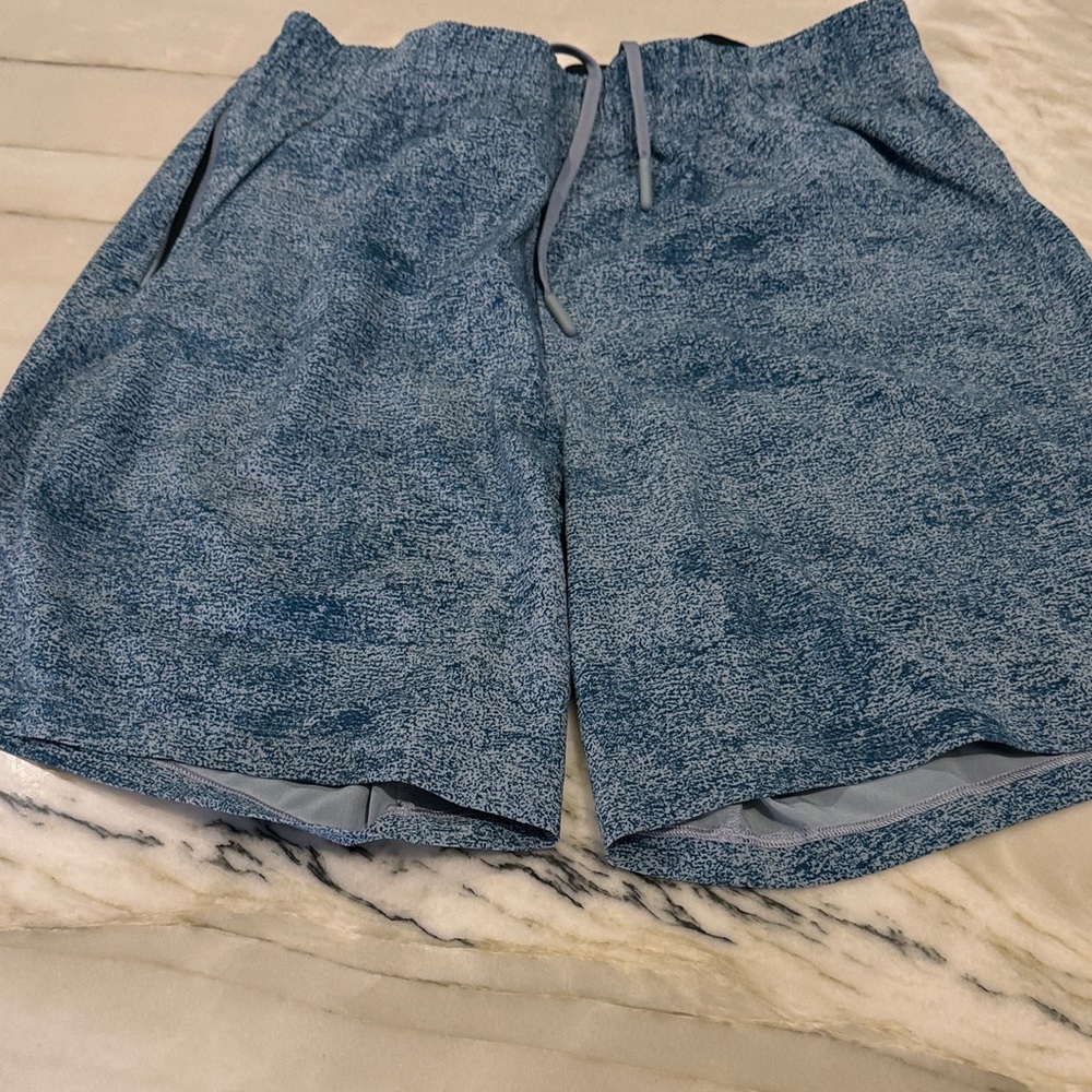 lululemon athletica Pacebreaker Drawstring Shorts (Size M) Unlined